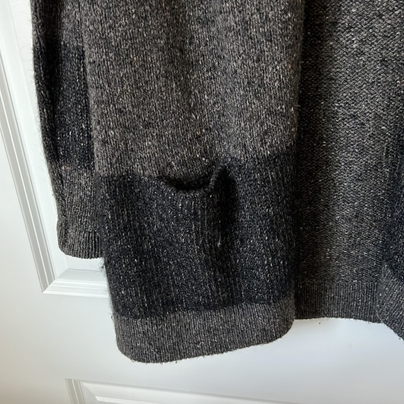 VINCE Mid-length Wool/Cashmere Cardigan - Picture 3 of 6